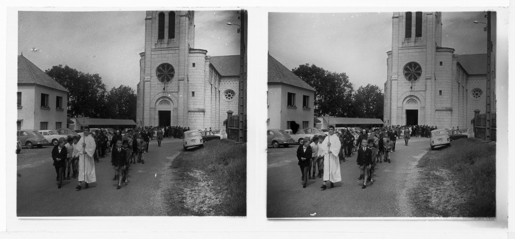 Profession de foi de Gilles, départ de la procession