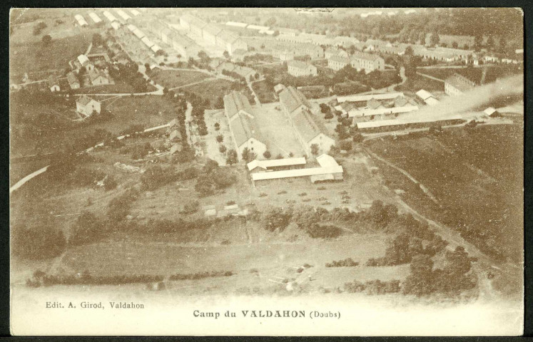 Vue générale du camp, prise d'avion