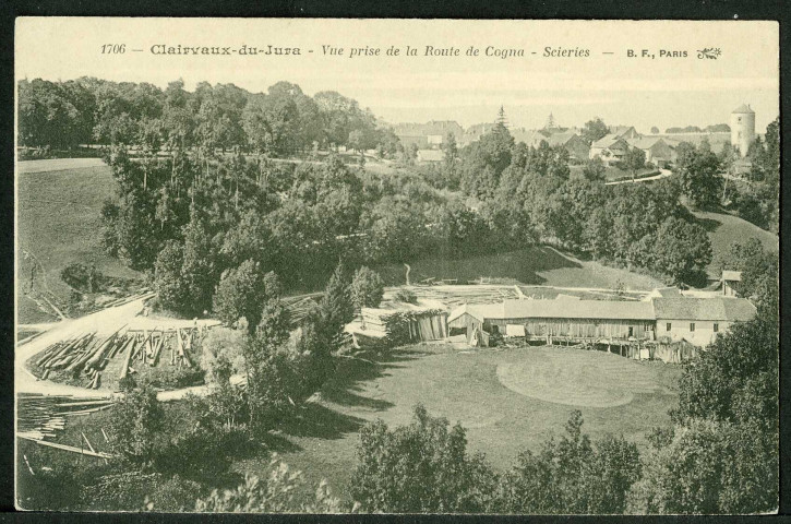 Vue prise de la route de Cogna, scieries