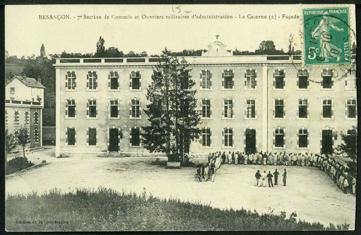 Vue des casernes et de la manutention