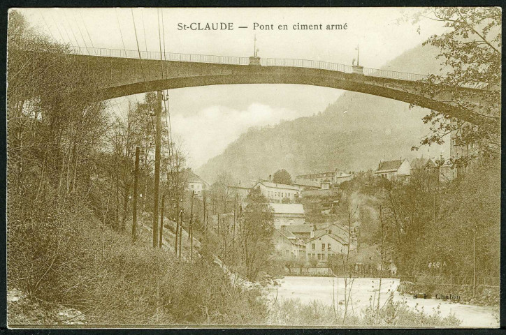 Pont en ciment armé