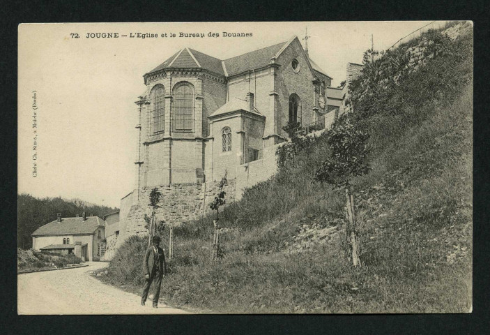 L'église et bureau des douanes