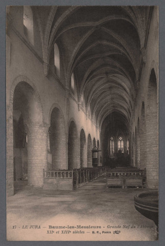 Grande nef de l'abbaye