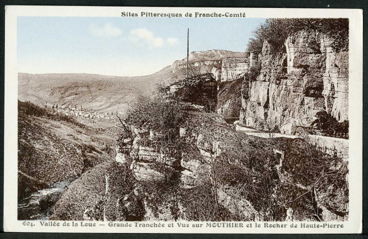 Grande Tranchée et vue sur Mouthier et le rocher de Haute-Pierre