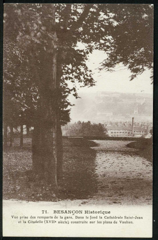 Vue générale prise de la promenade des Glacis