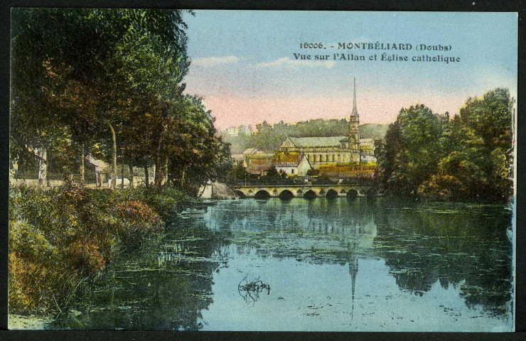 Vue sur l'Allan et église catholique