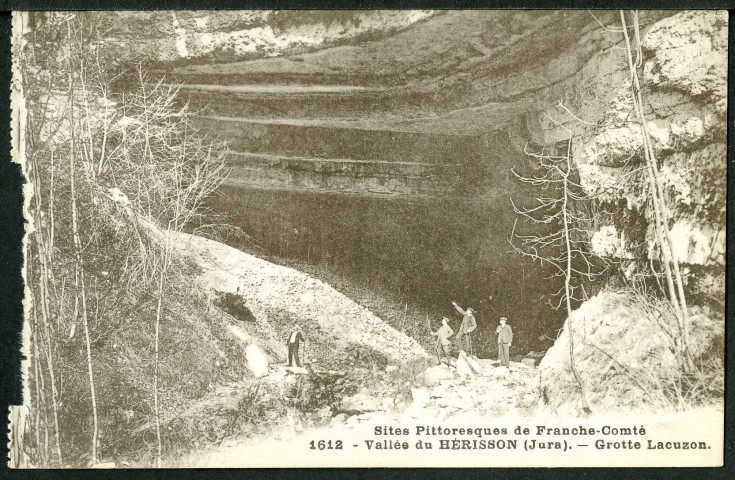 Vallée du Hérisson. Grotte Lacuzon