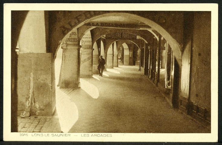 Les arcades