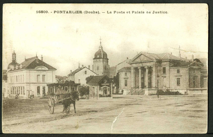 La poste et le palais de justice