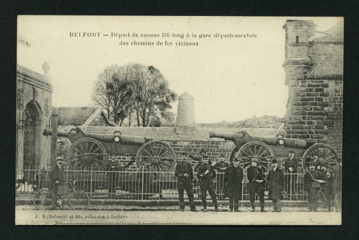 Départ de canons 155 long à la gare départementale des chemins de fer vicinaux