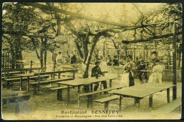 Restaurant Bonnefoy. Casamène Besançon. Vue des tonnelles