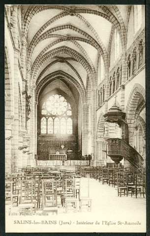Intérieur de l'église Saint-Anatoile