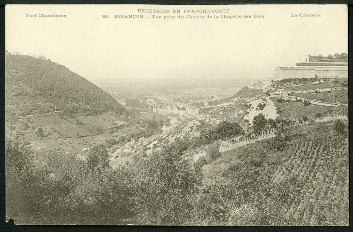 Vue générale prise du chemin de la Chapelle des Buis