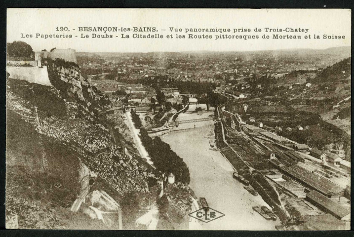 Vue panoramique prise de Trois-Chatels, les papeteries, le Doubs, la citadelle et les routes de Morteau et la Suisse