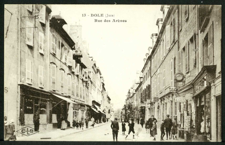 Rue des Arènes
