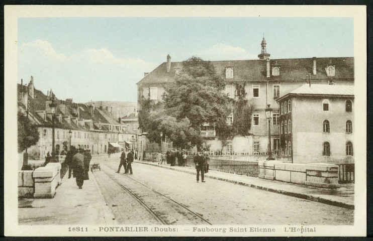Faubourg Saint-Etienne et l'hôpital
