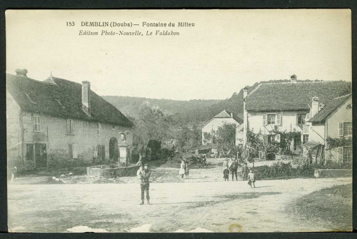 Fontaine du Milieu