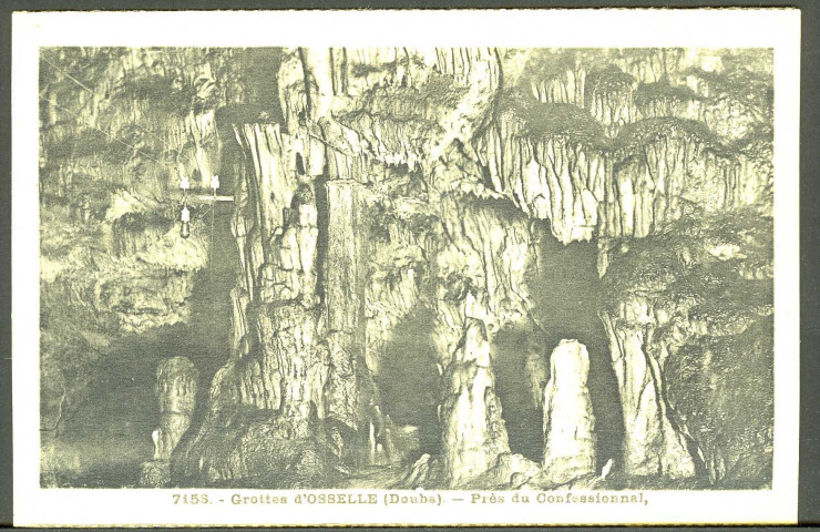 Grotte, près du confessionnal