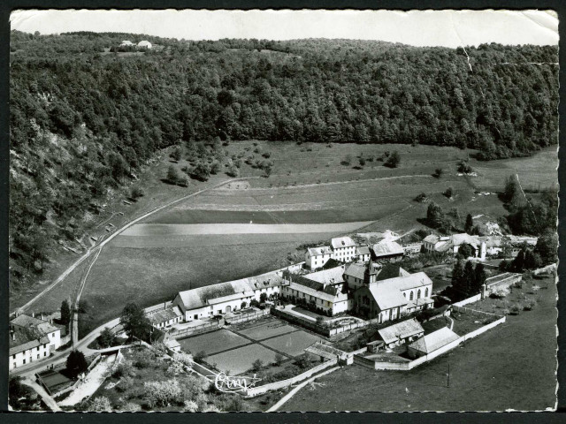 Vue aérienne de l'abbaye