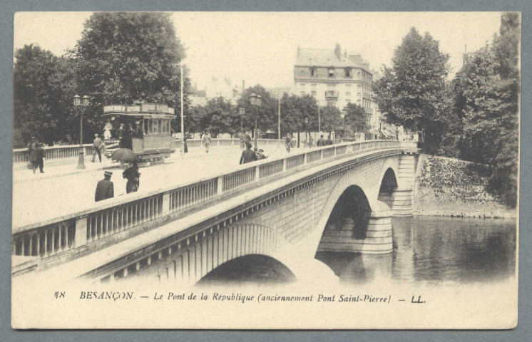 Le pont de la République