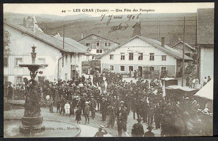 Une fête des pompiers