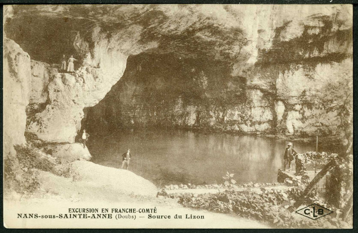 Bord de la grotte