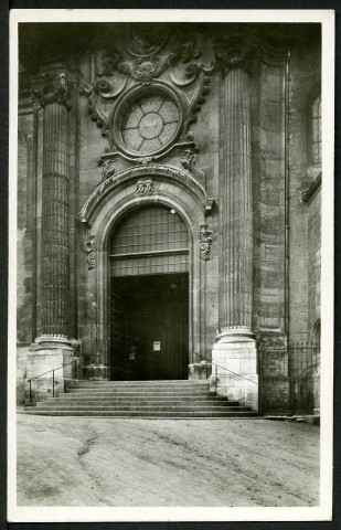 Portail de la basilique Saint-Jean