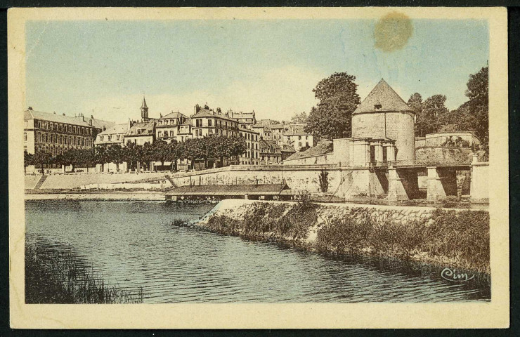 Tour de la Pelote et quai de Strasbourg