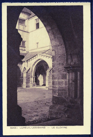 Le cloître