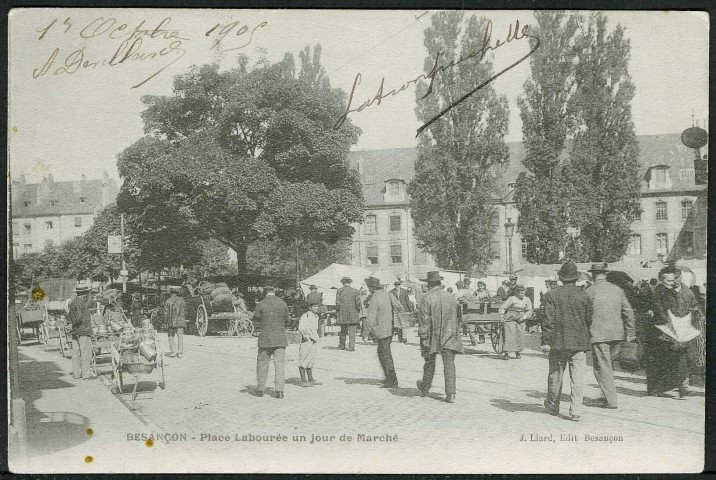 Place de la Révolution, anciennement place Labourée