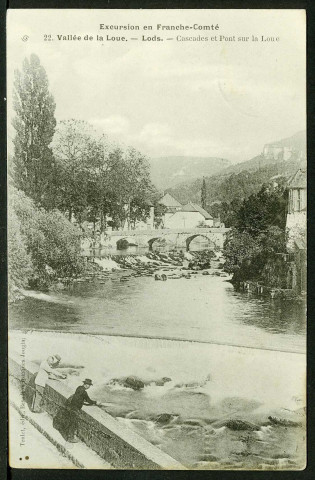 Cascade et vieux pont sur la Loue