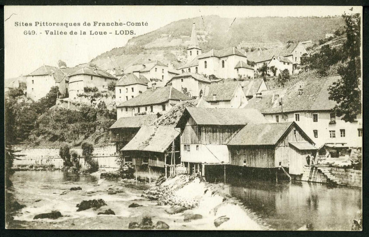 Cascade et vieux pont sur la Loue