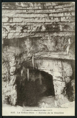 Entrée de la Glacière