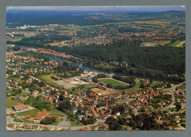 Stade des Longines. Collège des Bruyères
