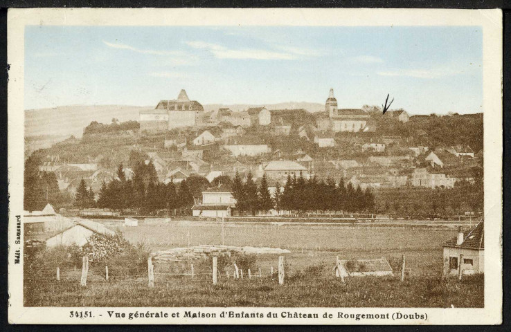 Vue générale et maison d'enfants du château de Rougemont