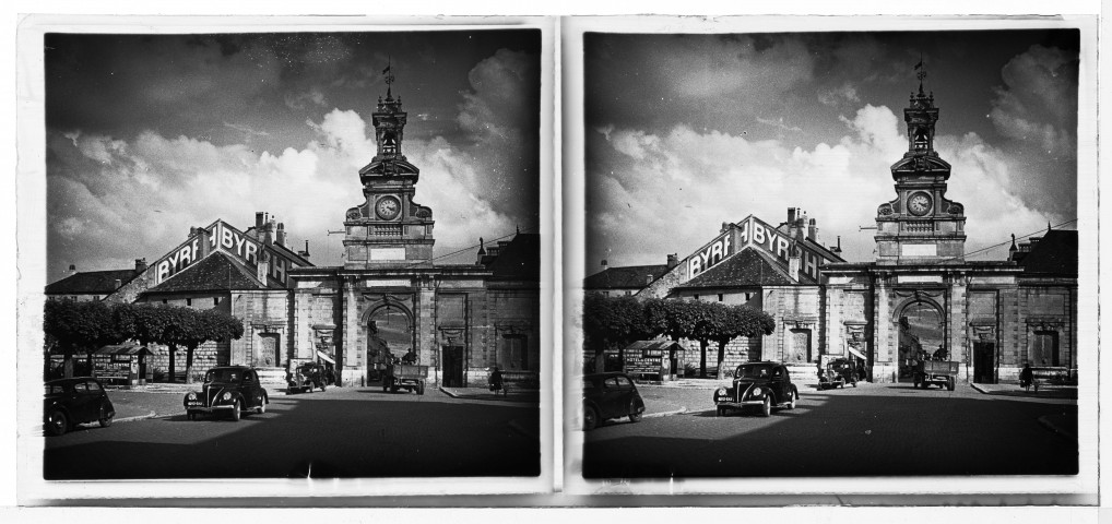 Pontarlier. - Porte Saint-Pierre
