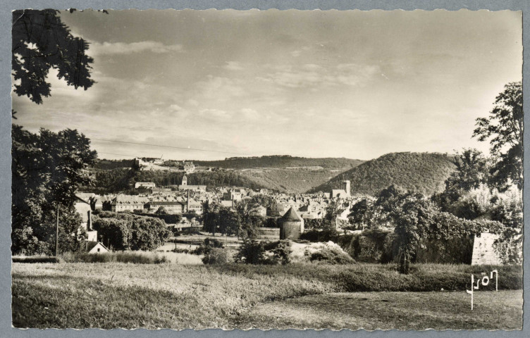 Vue générale. Au fond la Citadelle