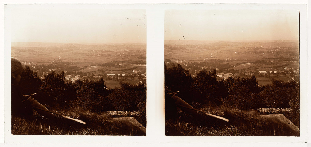 Vue panoramique sur Saint-Ferjeux depuis la colline de Rosemont