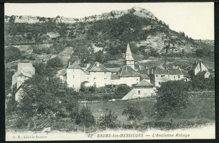 Vue générale de l'ancienne abbaye