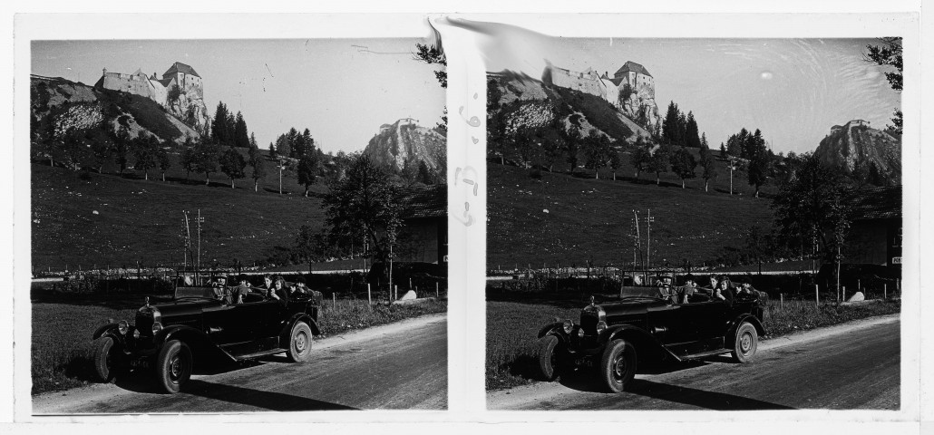 La Cluse-et-Mijoux. - Promenade en voiture avec oncle Maurice