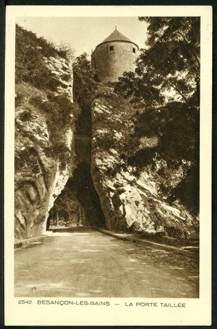 La porte Taillée, coté extérieur