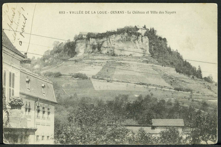 Le château et la maison des Noyers