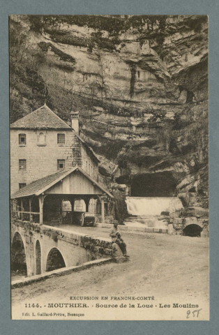 Source de la Loue. Les moulins