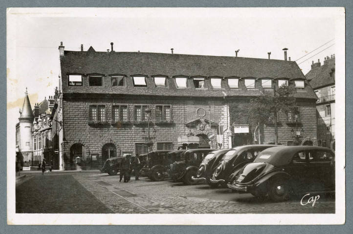 L'Hôtel de Ville