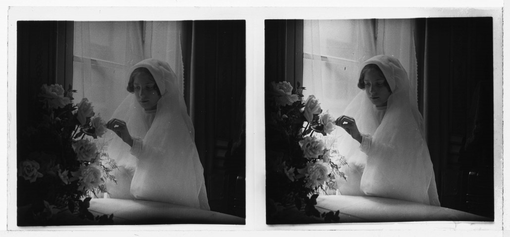Portrait de Marguerite en intérieur