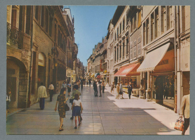 La Grande Rue piétonnière