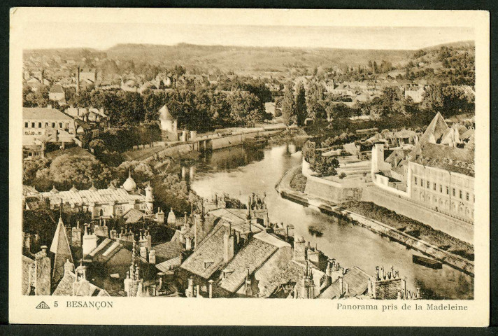 Vue générale prise des tours de la Madeleine