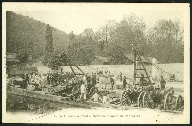 Manoeuvre de débarquement de matériel