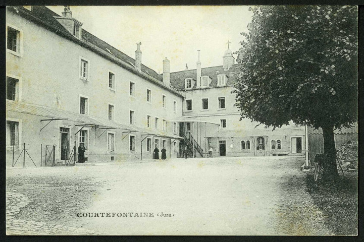 Cour intérieure du monastère