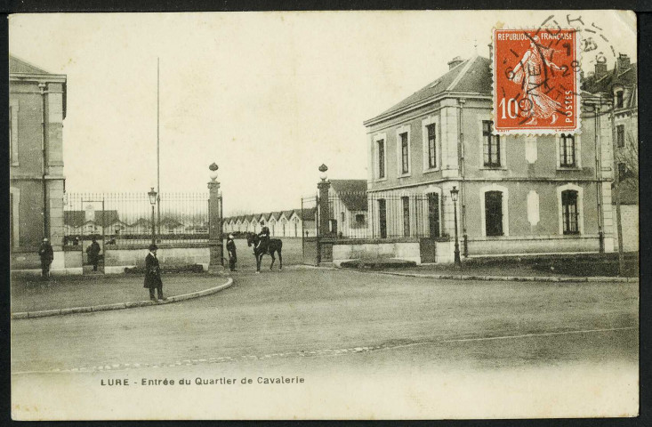Entrée du quartier de cavalerie